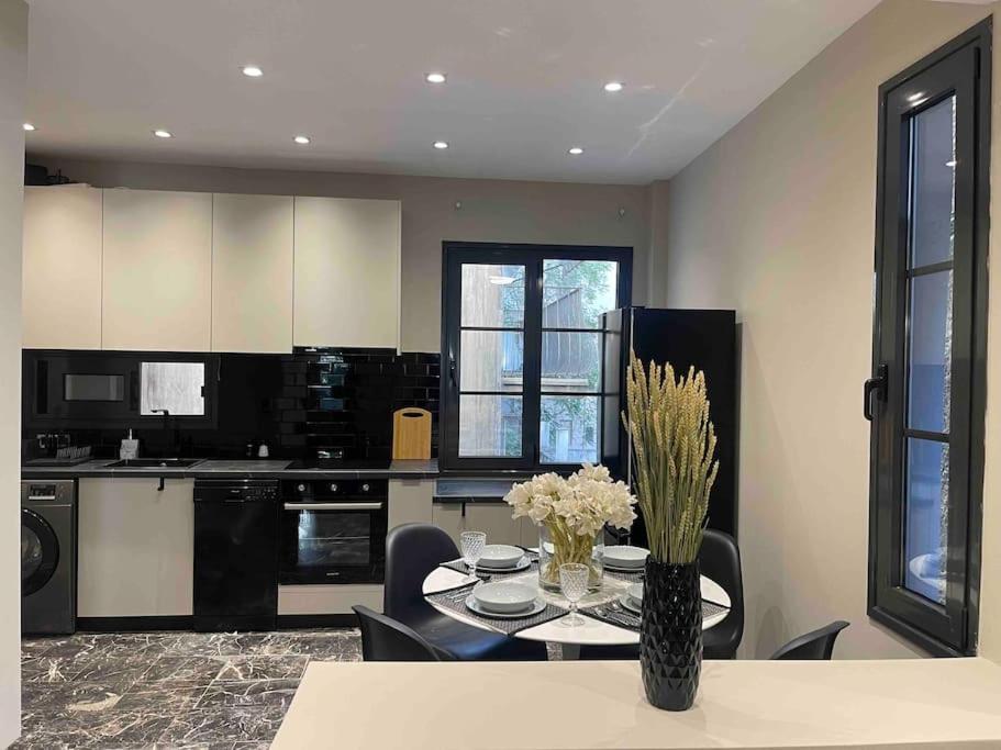 אתונה Estia Boutique Apartment מראה חיצוני תמונה